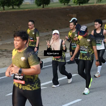 Runner Photo 6612050