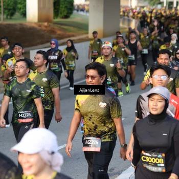 Runner Photo 6612062
