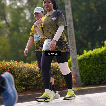 Runner Photo 6612068