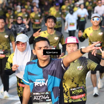 Runner Photo 6612080