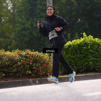 Runner Photo 6612087