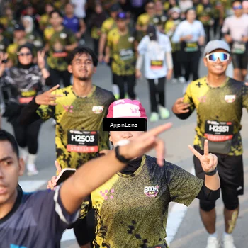 Runner Photo 6612112