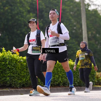 Runner Photo 6612124