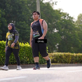 Runner Photo 6612142