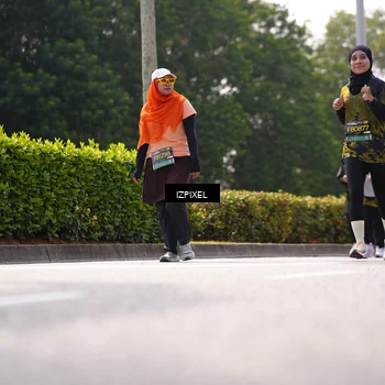 Runner Photo 6612189