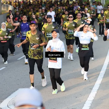 Runner Photo 6612192