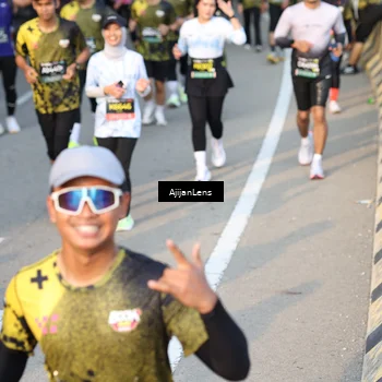 Runner Photo 6612195