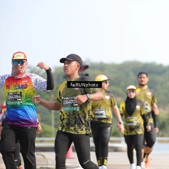 Runner Photo 6612213