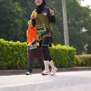 Runner Photo 6612216