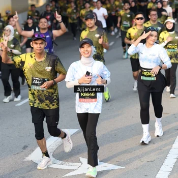 Runner Photo 6612235