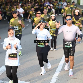 Runner Photo 6612236