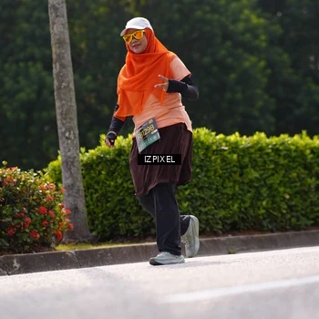 Runner Photo 6612237