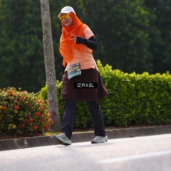 Runner Photo 6612246