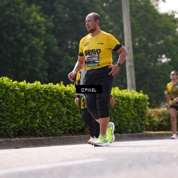 Runner Photo 6612255