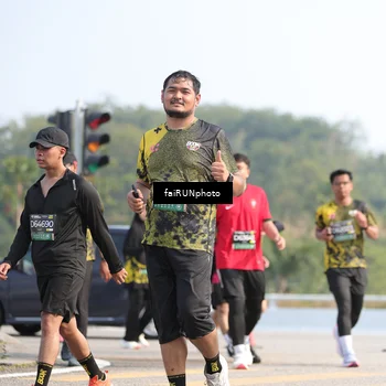 Runner Photo 6612263