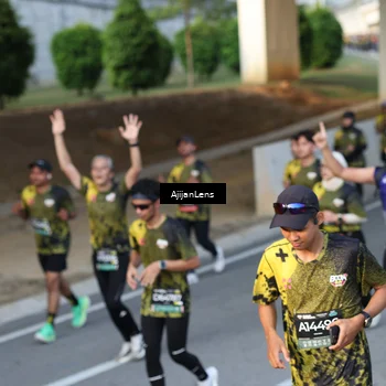 Runner Photo 6612287