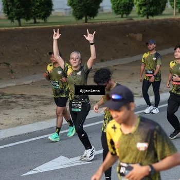 Runner Photo 6612302