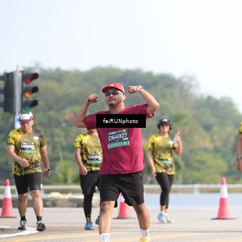 Runner Photo 6612308