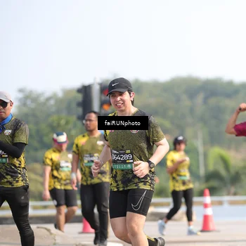 Runner Photo 6612311