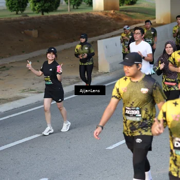 Runner Photo 6612376
