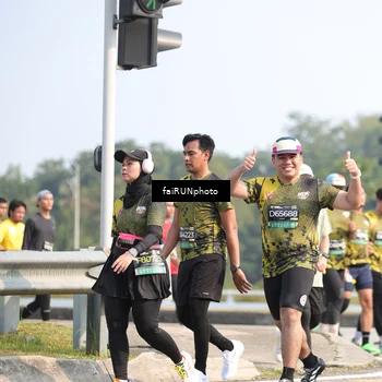 Runner Photo 6612383