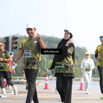 Runner Photo 6612385
