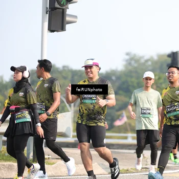 Runner Photo 6612388