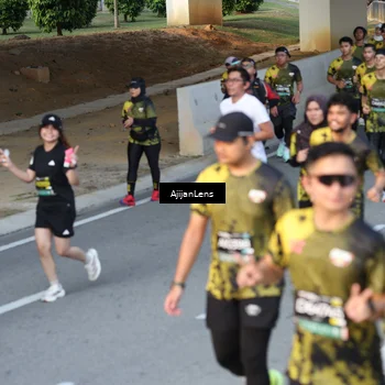 Runner Photo 6612392