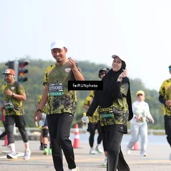 Runner Photo 6612394