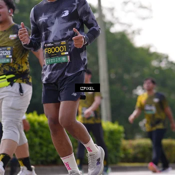 Runner Photo 6612396
