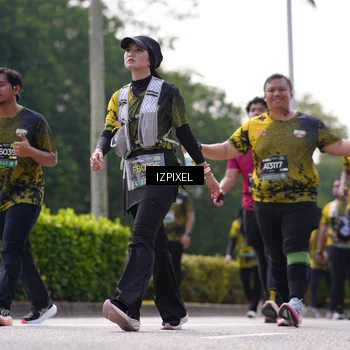Runner Photo 6612405