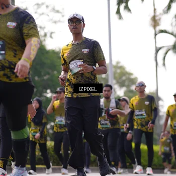 Runner Photo 6612431