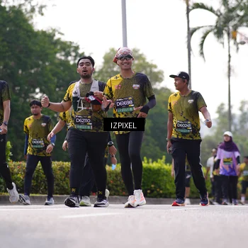 Runner Photo 6612435
