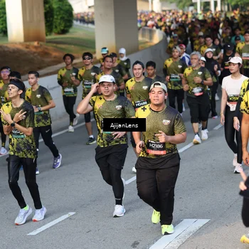 Runner Photo 6612447