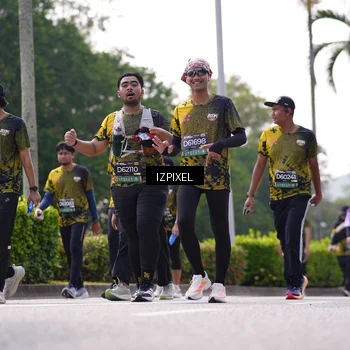 Runner Photo 6612450