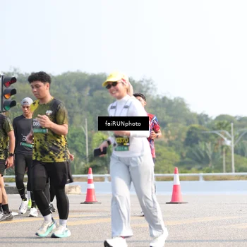Runner Photo 6612453