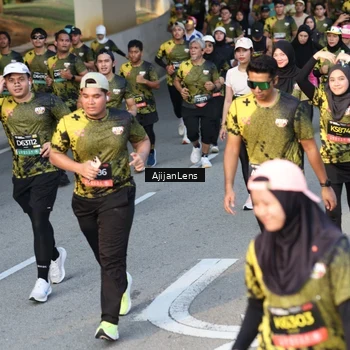 Runner Photo 6612476