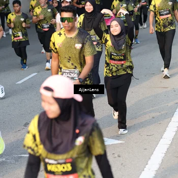 Runner Photo 6612496