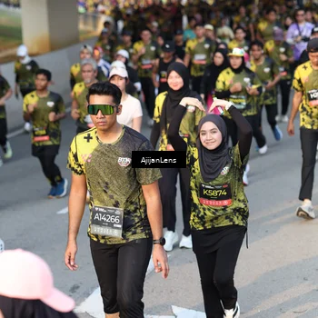 Runner Photo 6612531