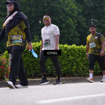 Runner Photo 6612544