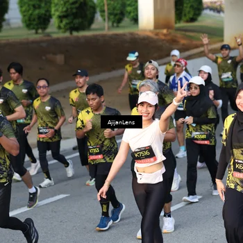 Runner Photo 6612614
