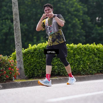 Runner Photo 6612617