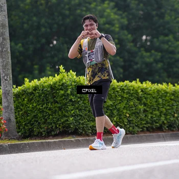 Runner Photo 6612621