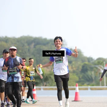 Runner Photo 6612626