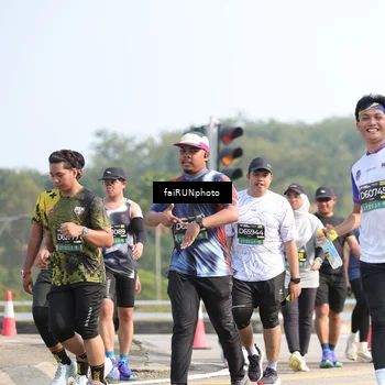 Runner Photo 6612630
