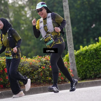 Runner Photo 6612675