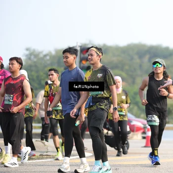 Runner Photo 6612689