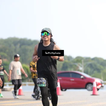 Runner Photo 6612752