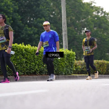 Runner Photo 6612789