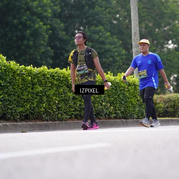 Runner Photo 6612797